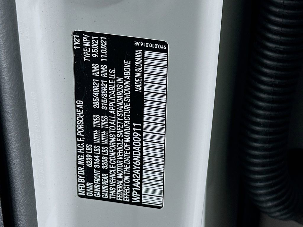 Certified 2022 Porsche Cayenne AWD/4WD image 36