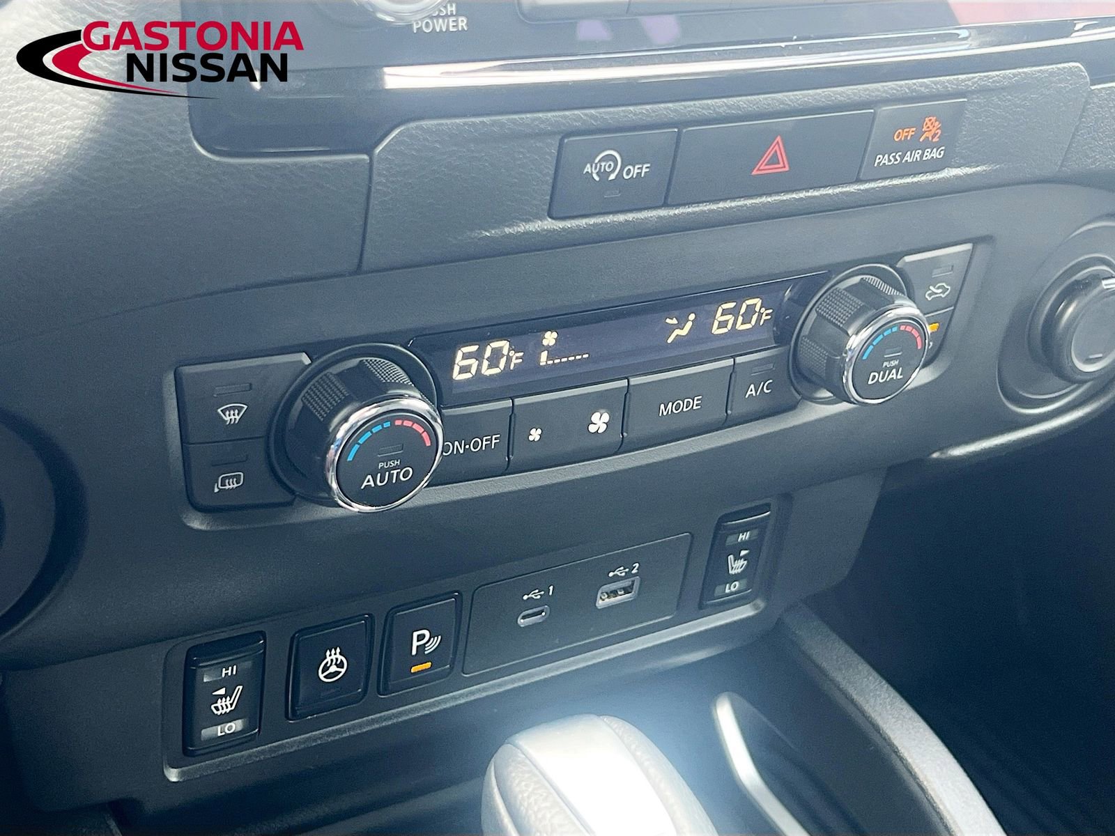 Used 2024 Nissan Frontier SV w/ Technology Package image 19