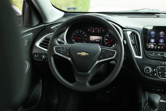 Used 2023 Chevrolet Malibu LT FWD image 26