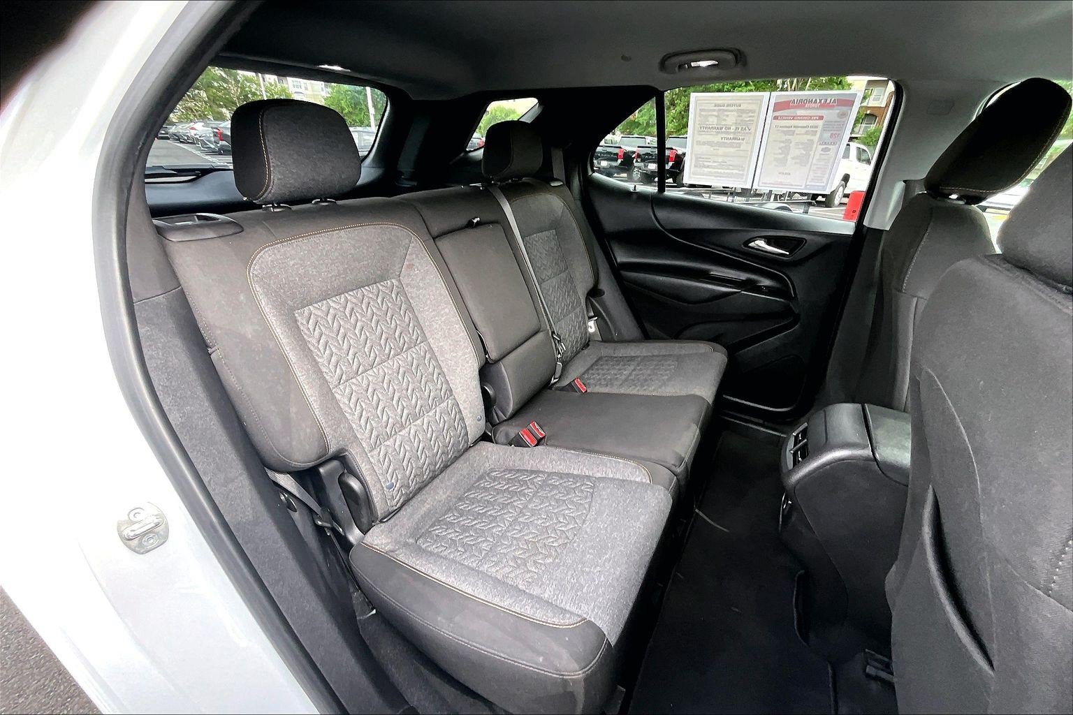 Used 2023 Chevrolet Equinox LT FWD image 25