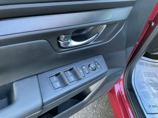 Used 2025 Honda CR-V Sport image 16