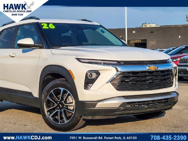 Used 2026 Chevrolet TrailBlazer LT AWD/4WD image 2