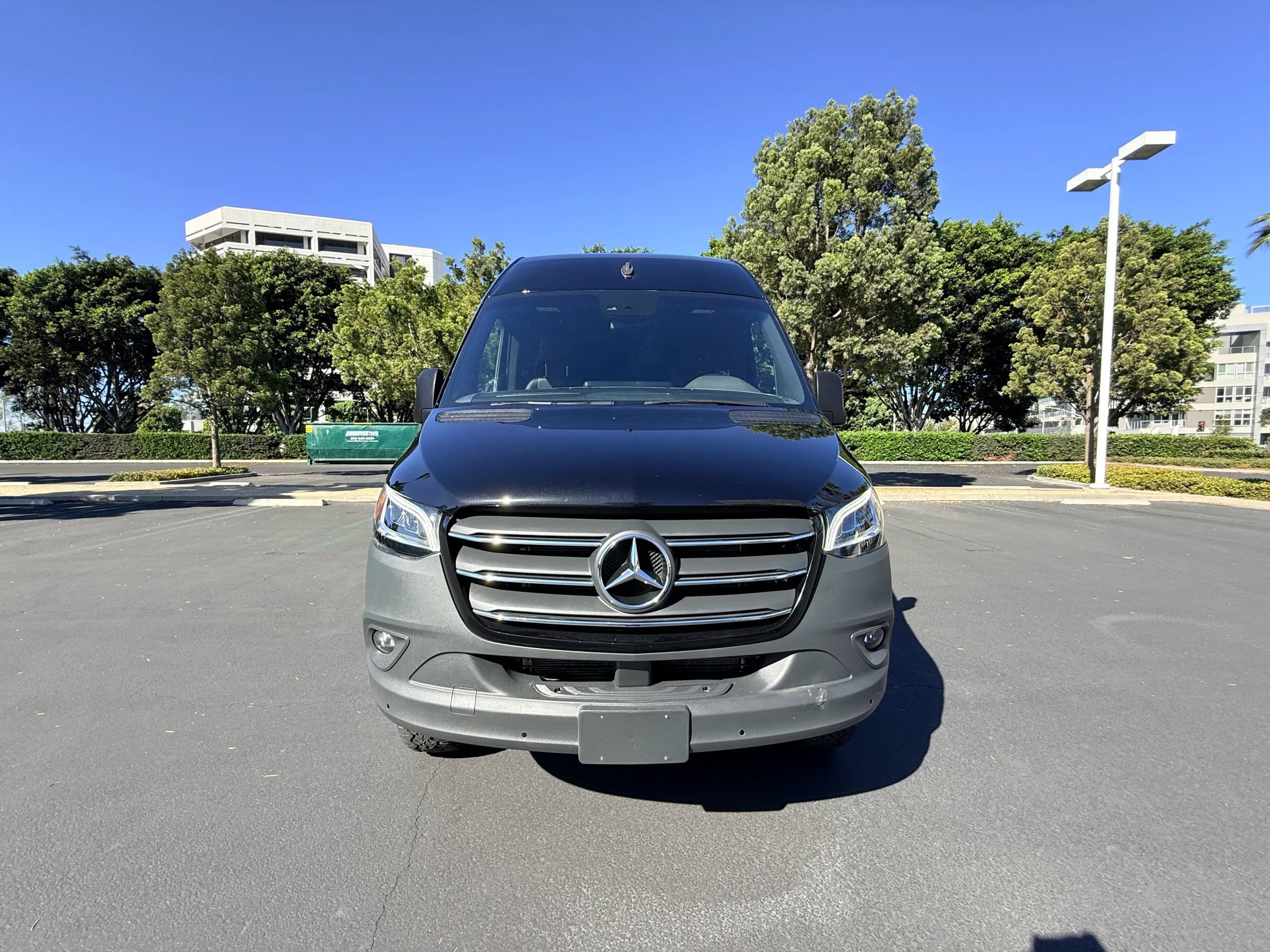Used 2023 Mercedes-Benz Sprinter 2500 image 4