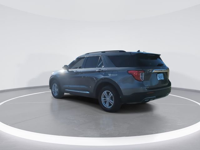 Used 2023 Ford Explorer XLT w/ Equipment Group 202A image 6