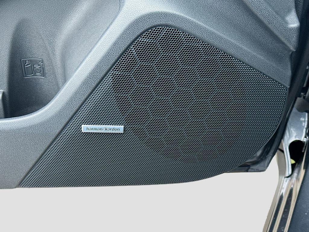 New 2026 Subaru Crosstrek 2.5i Limited w/ Crosstrek Mirror Package image 22