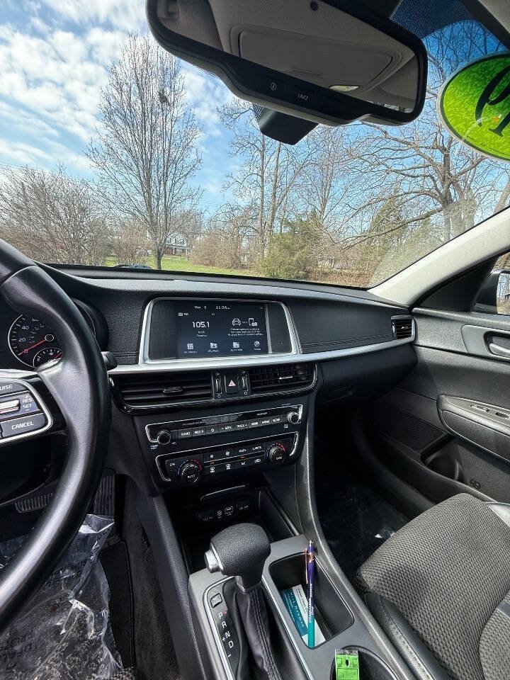 Used 2019 Kia Optima S w/ S Panoramic Sunroof Package FWD image 12