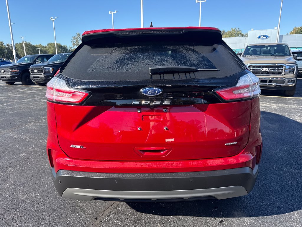 Used 2024 Ford Edge SEL w/ Convenience Package AWD/4WD image 9