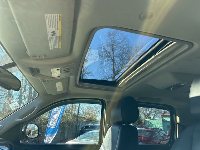 Used 2014 Chevrolet Suburban LTZ image 12