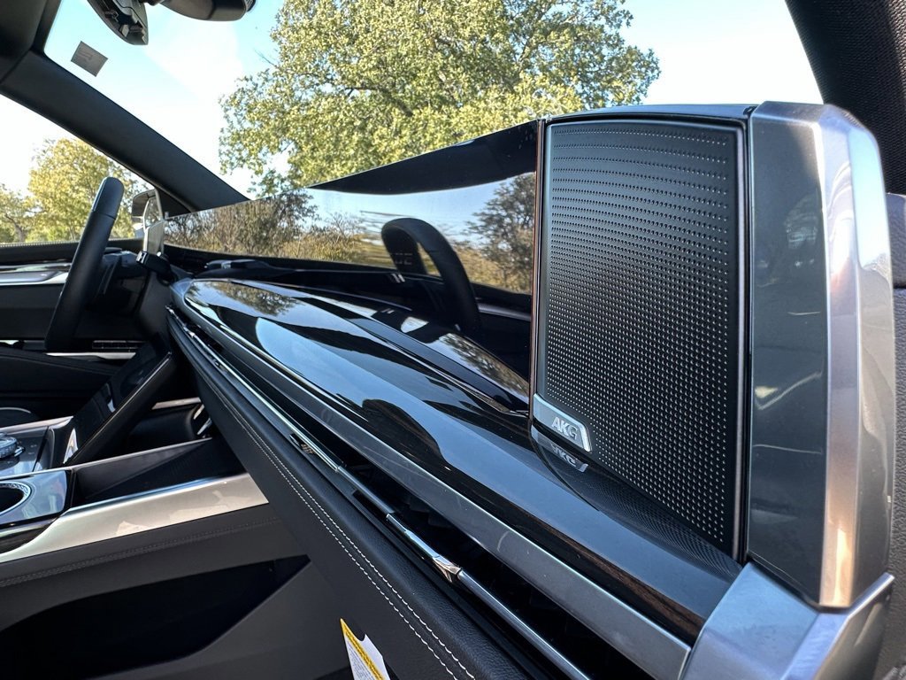 New 2026 Cadillac Escalade ESV Luxury w/ Touring Package image 12