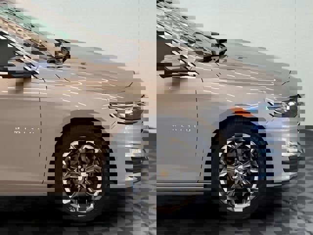 Used 2023 Chevrolet Malibu LT w/ Driver Confidence Package image 7