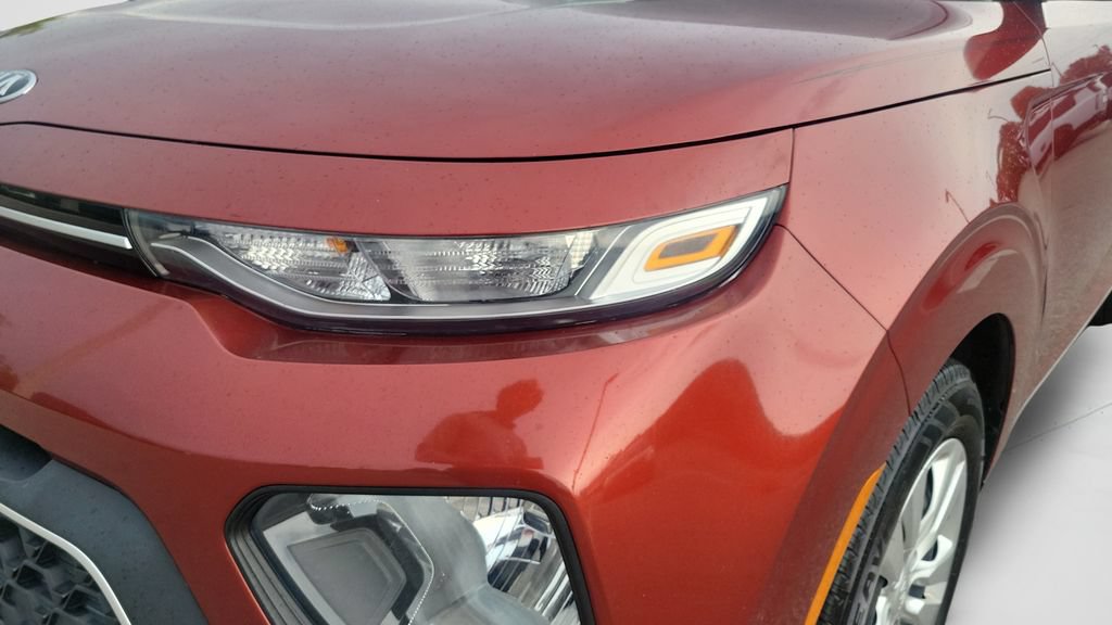 Used 2020 Kia Soul LX FWD image 24