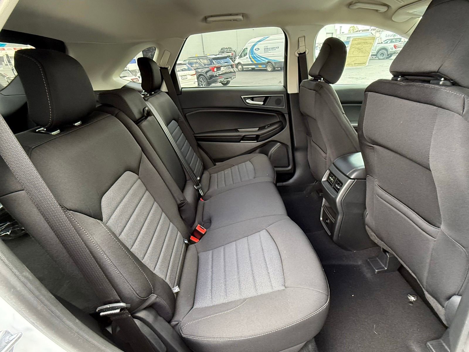 Used 2024 Ford Edge SE AWD/4WD image 18