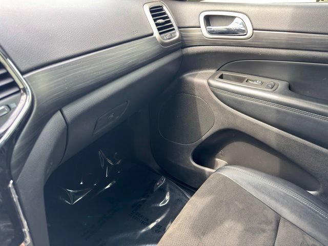 Used 2021 Jeep Grand Cherokee Laredo X AWD/4WD image 25