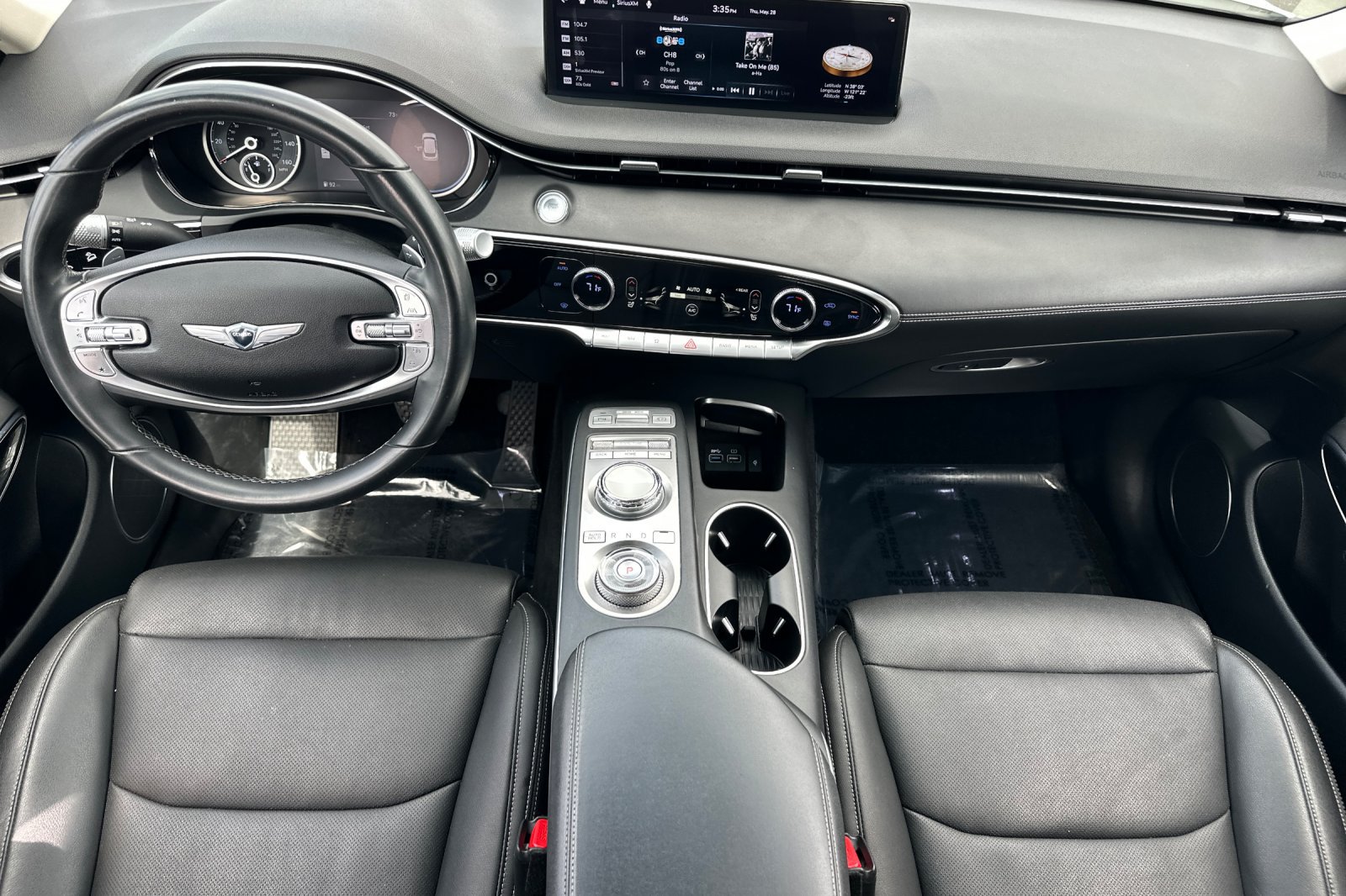 Used 2023 Genesis GV70 2.5T AWD/4WD image 13