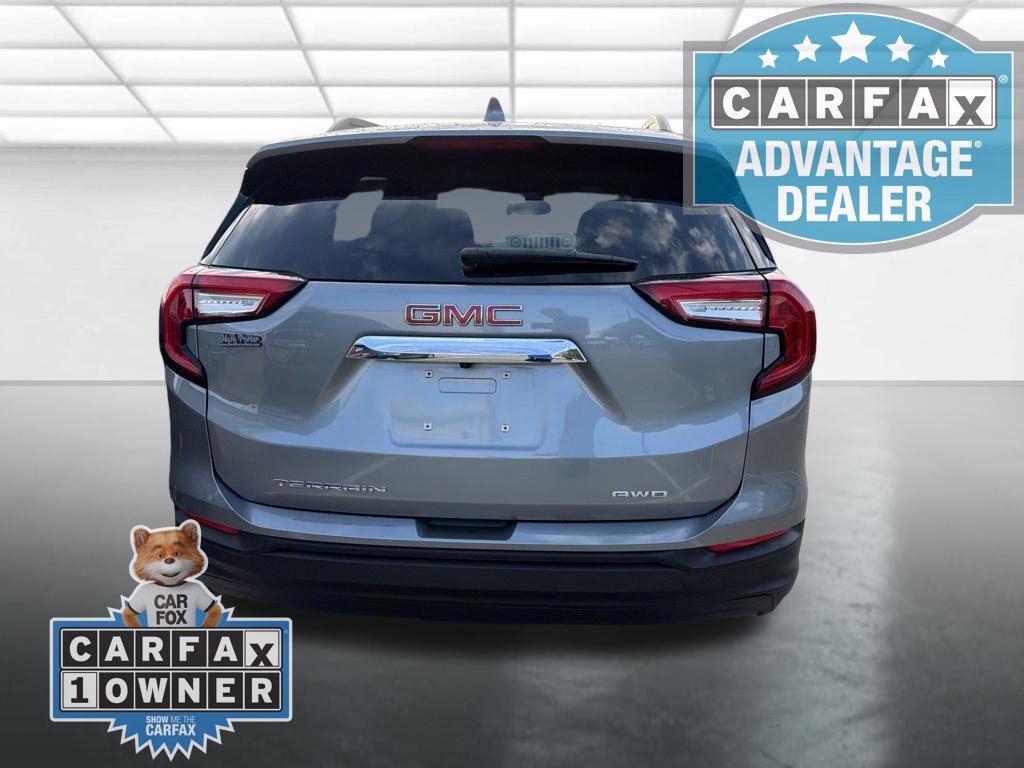 Used 2023 GMC Terrain SLE w/ Driver Convenience Package AWD/4WD image 4