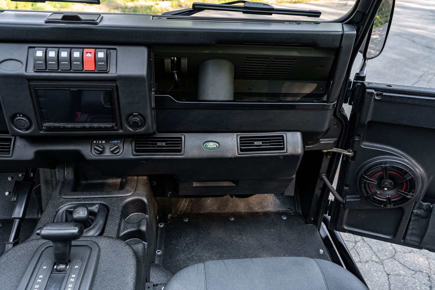 Used 1997 Land Rover Defender 90 AWD/4WD image 33