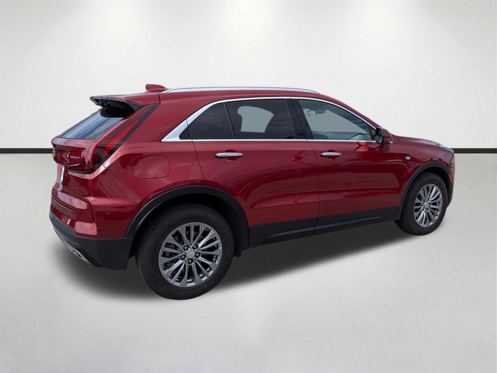 Used 2024 Cadillac XT4 Premium Luxury w/ Cold Weather Package FWD image 4