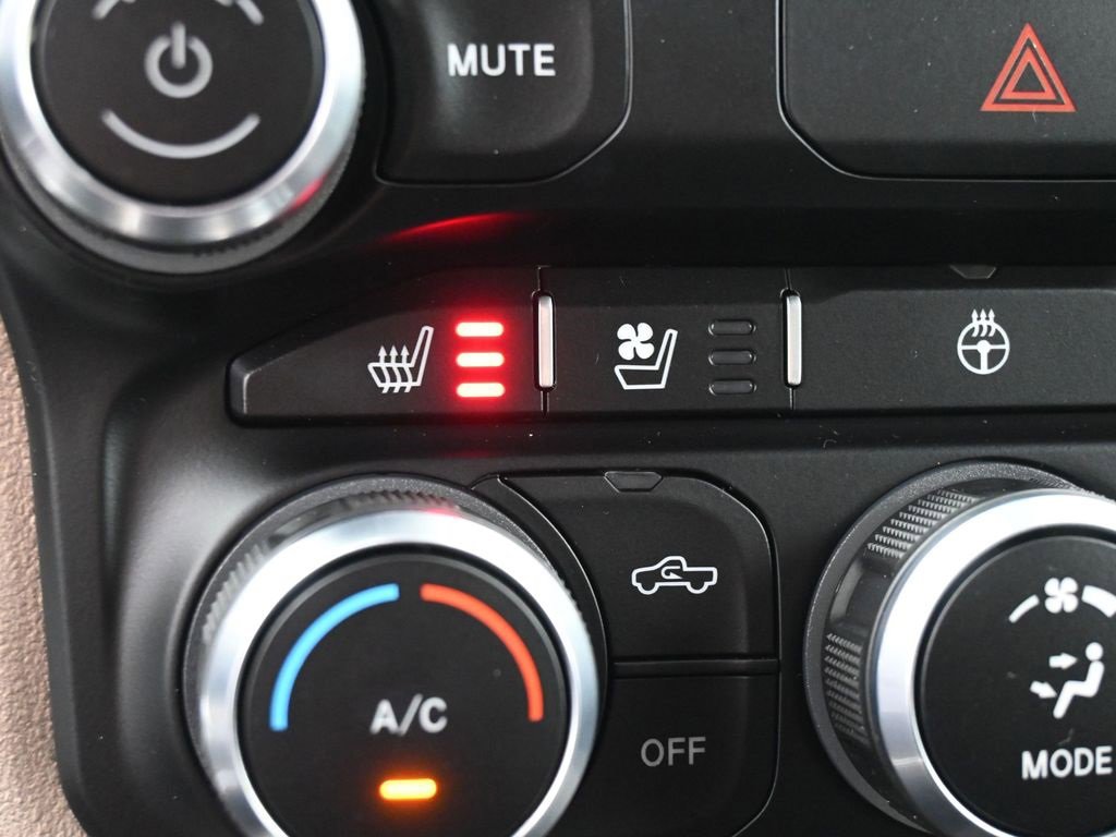 Used 2022 RAM 1500 Laramie image 16