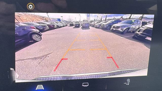 Used 2023 Chevrolet Colorado LT image 16