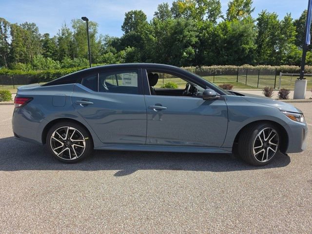 New 2025 Nissan Sentra SR w/ Trunk Package image 21