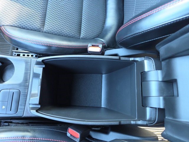 Used 2024 Ford Escape ST-Line Select AWD/4WD image 32