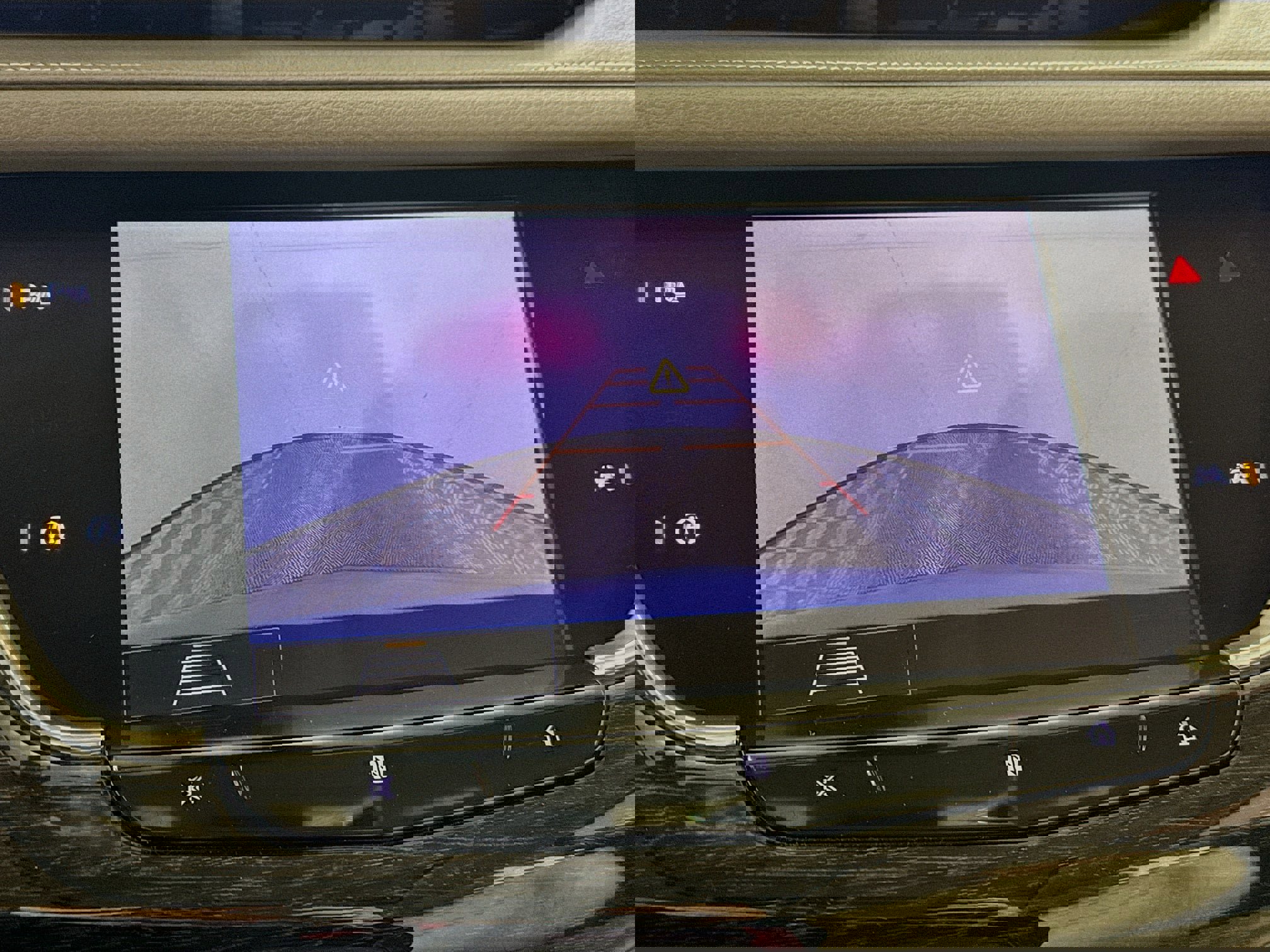 Used 2020 Cadillac XT6 Premium Luxury image 3