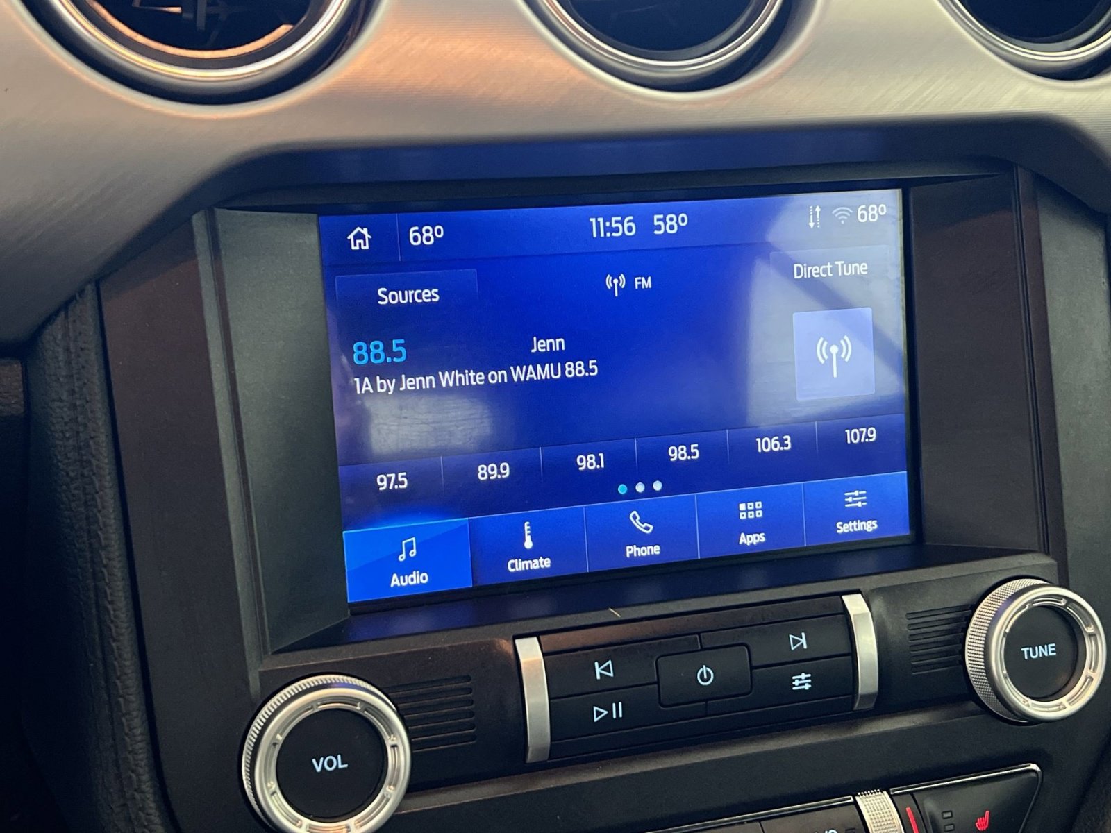 Used 2022 Ford Mustang GT Premium image 18