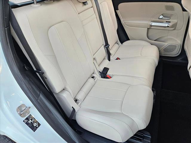 Used 2026 Mercedes-Benz GLB 250 image 18