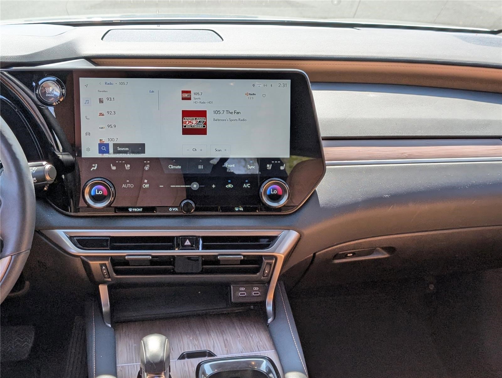 Used 2025 Lexus RX 350 Premium w/ Accessory Package image 18