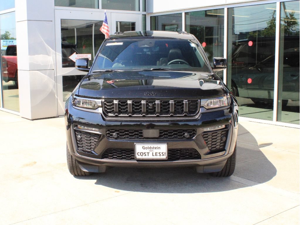 New 2026 Jeep Grand Cherokee L Limited AWD/4WD image 2