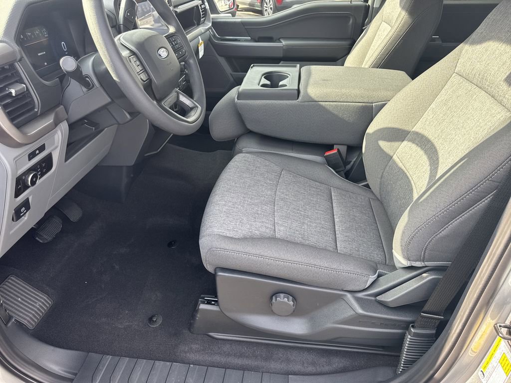 New 2025 Ford F150 XLT image 9
