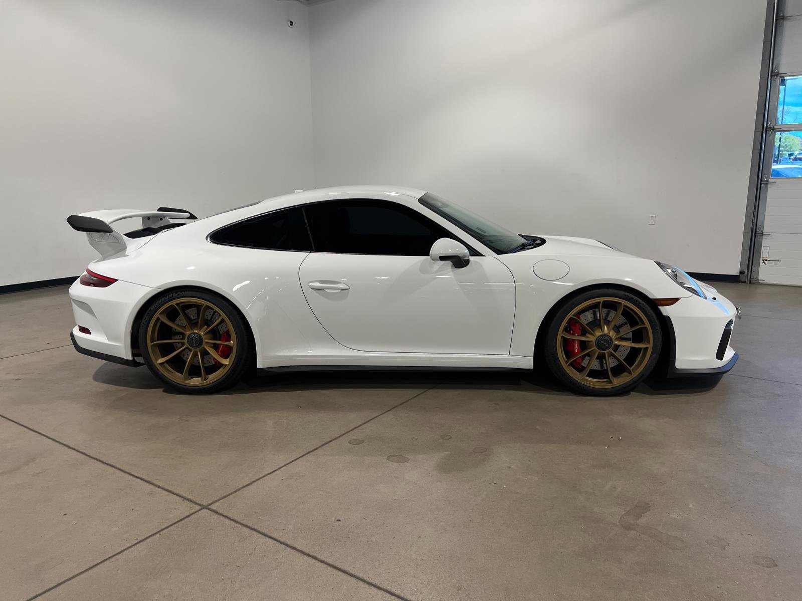 Used 2018 Porsche 911 GT3 image 2