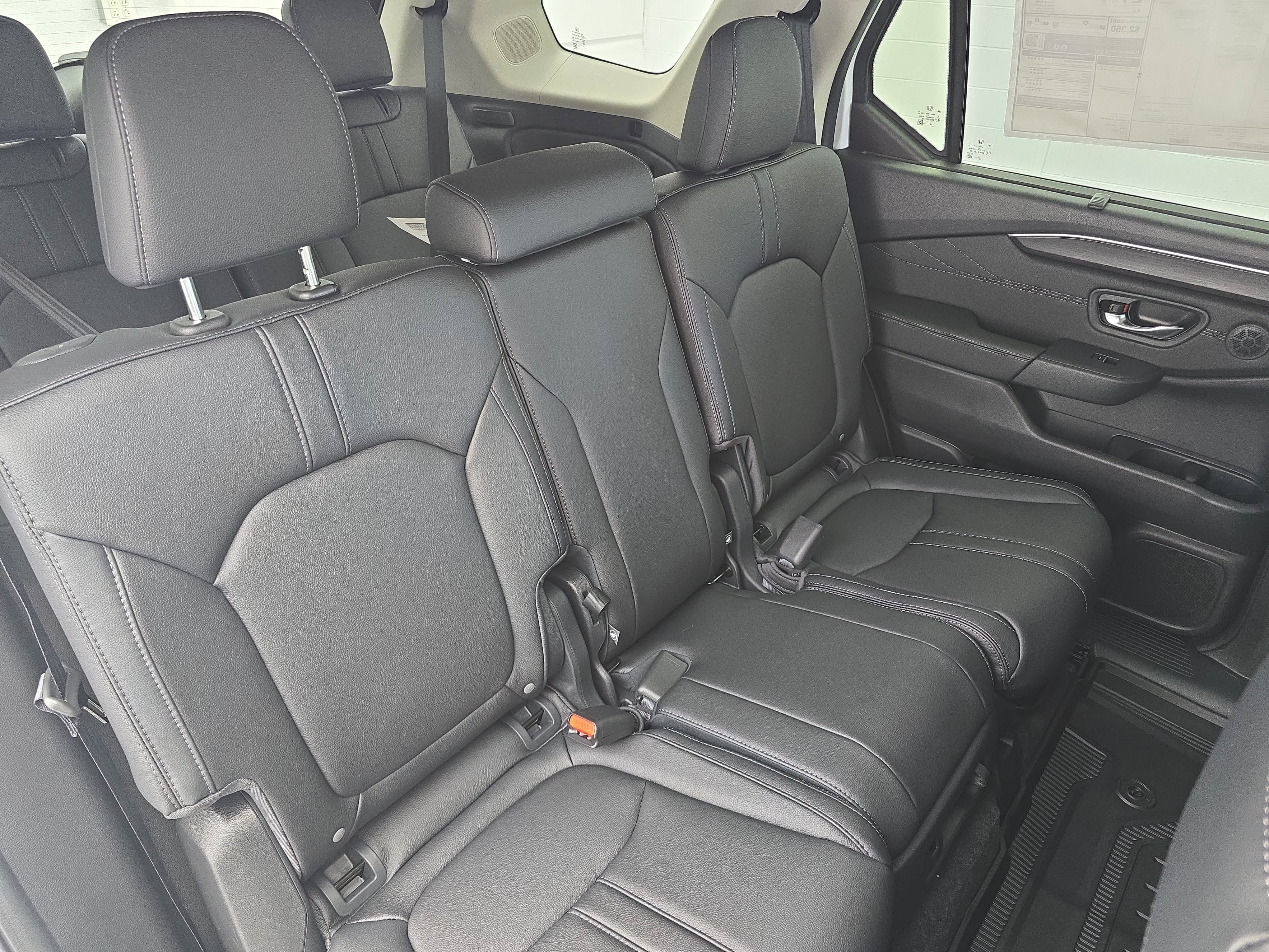 New 2026 Honda Pilot Touring image 12