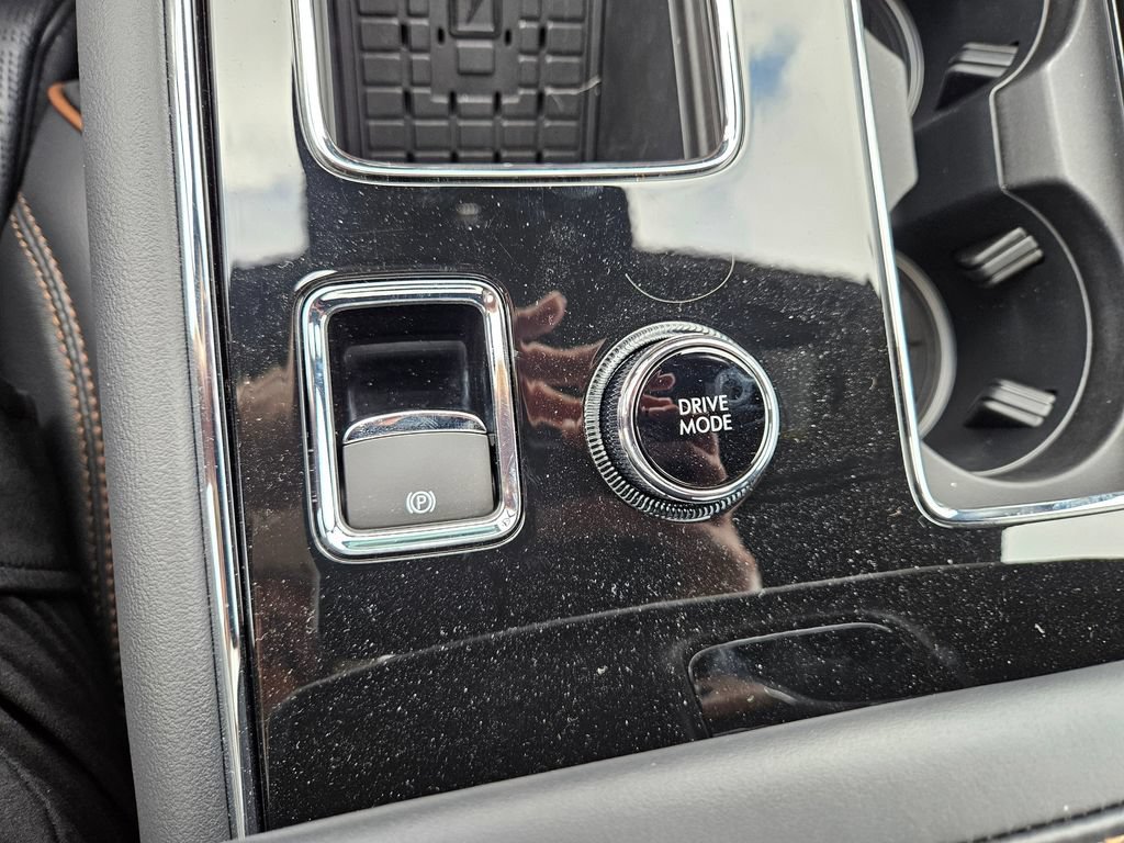 New 2026 Lincoln Aviator Black Label w/ Jet Appearance Package AWD/4WD image 27