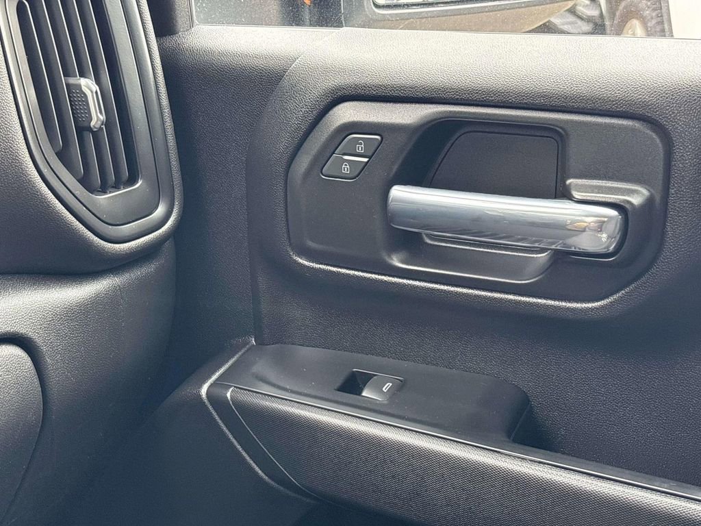 Used 2023 Chevrolet Silverado 2500 Custom w/ Custom Value Package image 25