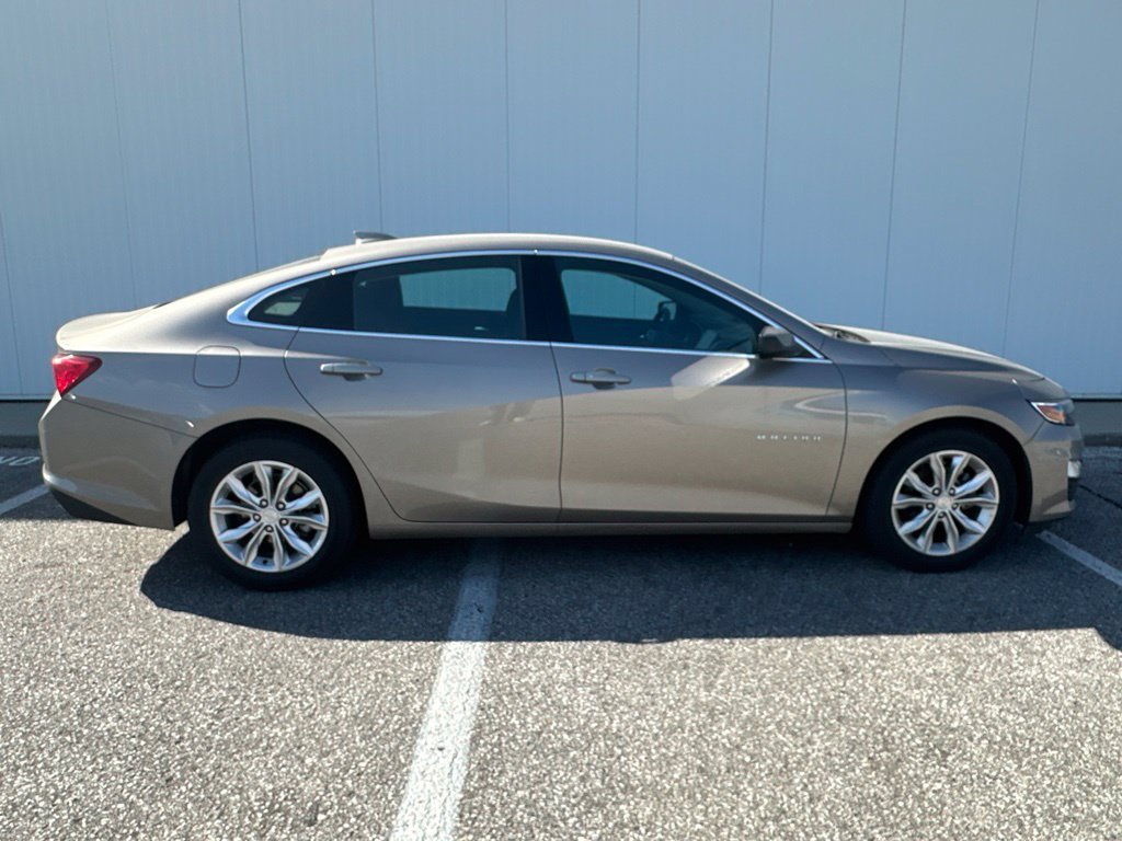 Used 2024 Chevrolet Malibu LT FWD image 9