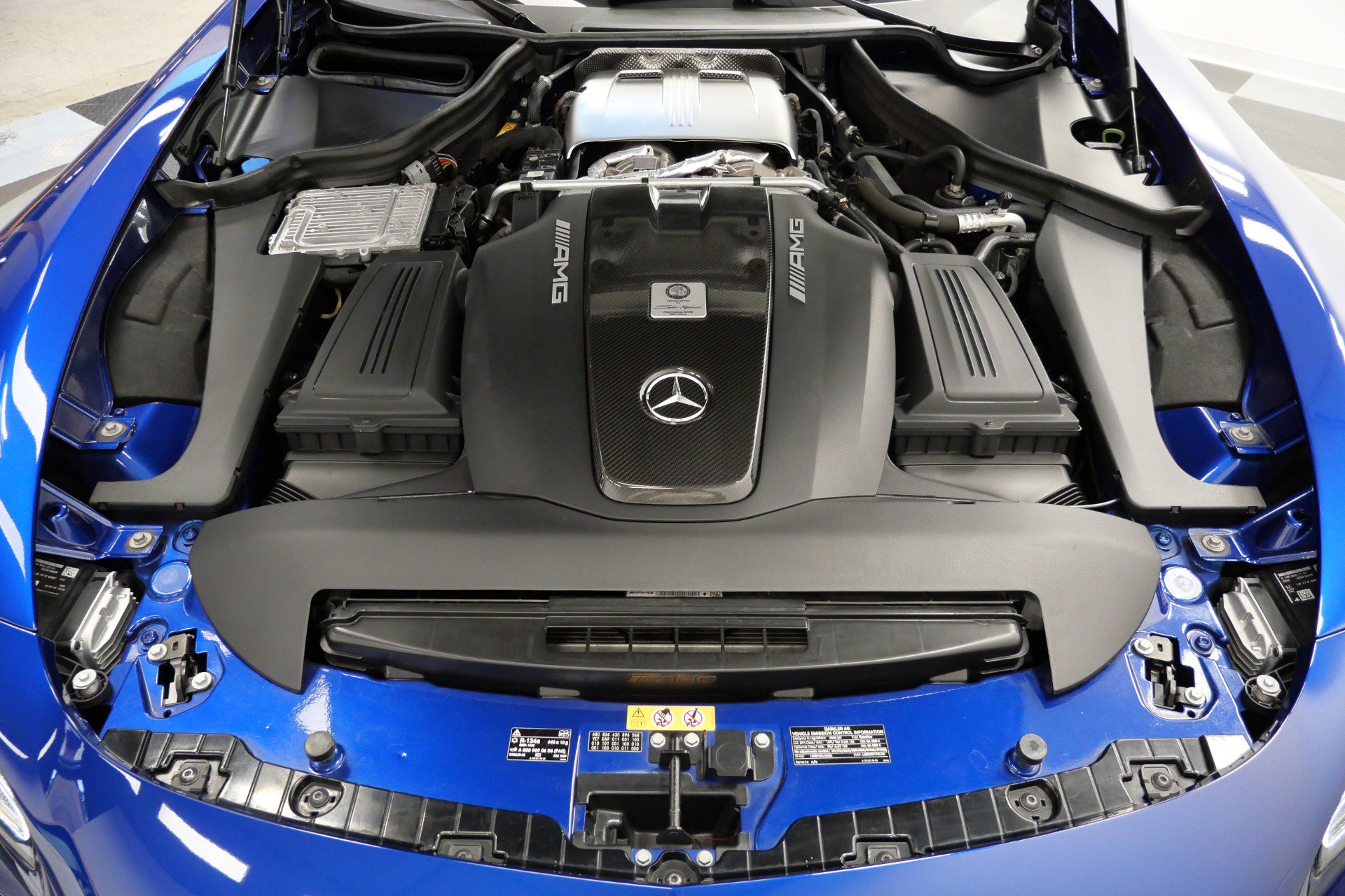 Used 2020 Mercedes-Benz AMG GT R image 12