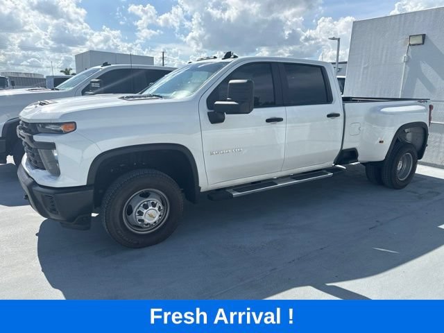 Used 2026 Chevrolet Silverado 3500 W/T AWD/4WD image 1