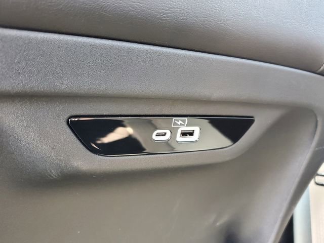 Certified 2023 Chrysler Pacifica Touring-L FWD image 22