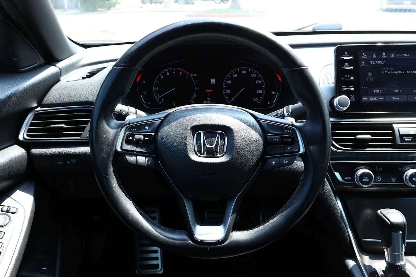 Used 2019 Honda Accord Sport image 15