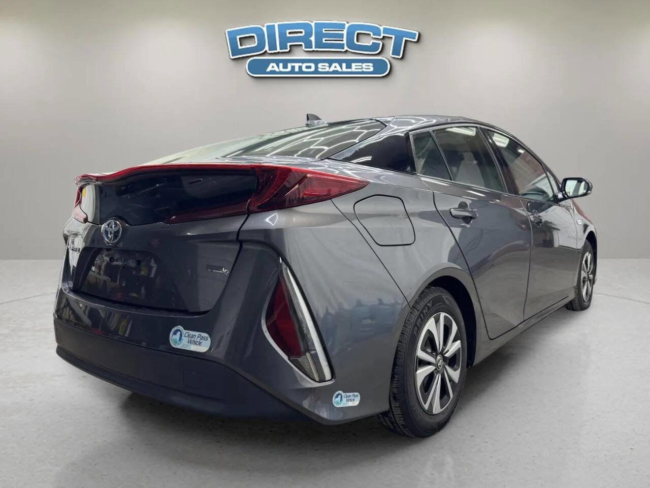 Used 2017 Toyota Prius Prime Plus image 6