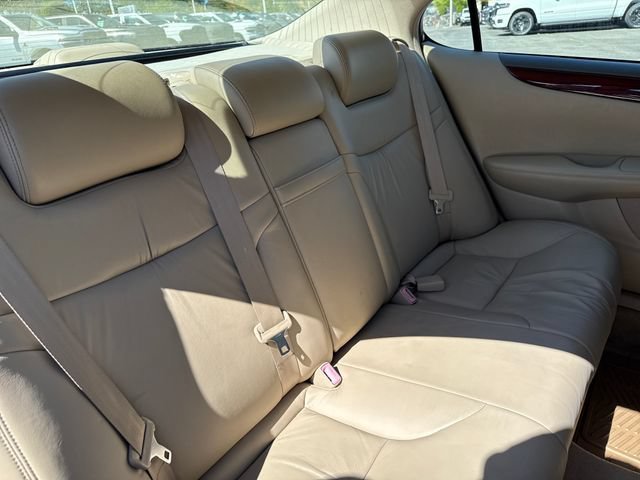 Used 2004 Lexus ES 330 FWD image 20