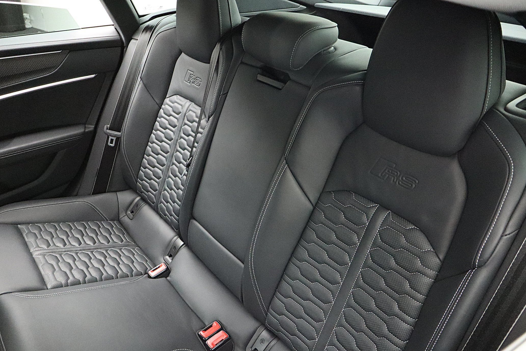 Used 2022 Audi RS 7 Sportback AWD/4WD image 26