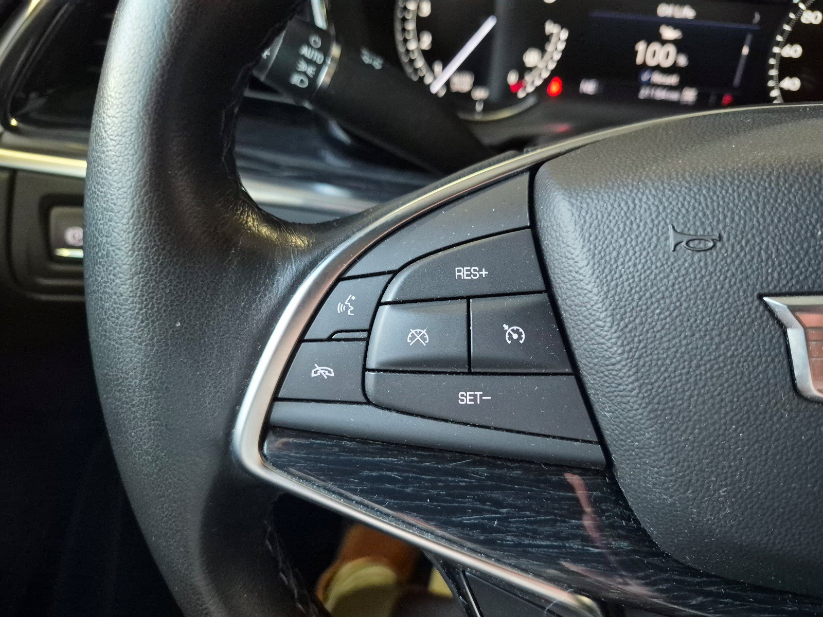 Certified 2024 Cadillac XT5 Premium Luxury AWD/4WD image 22