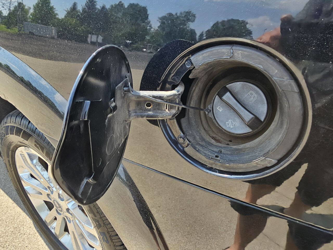 Used 2008 Saab 9-7X 5.3i w/ Altitude Option Package image 21