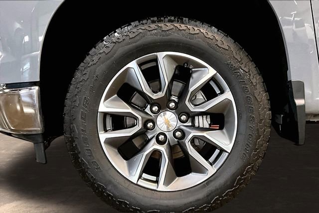 Used 2024 Chevrolet Silverado 1500 LT image 35