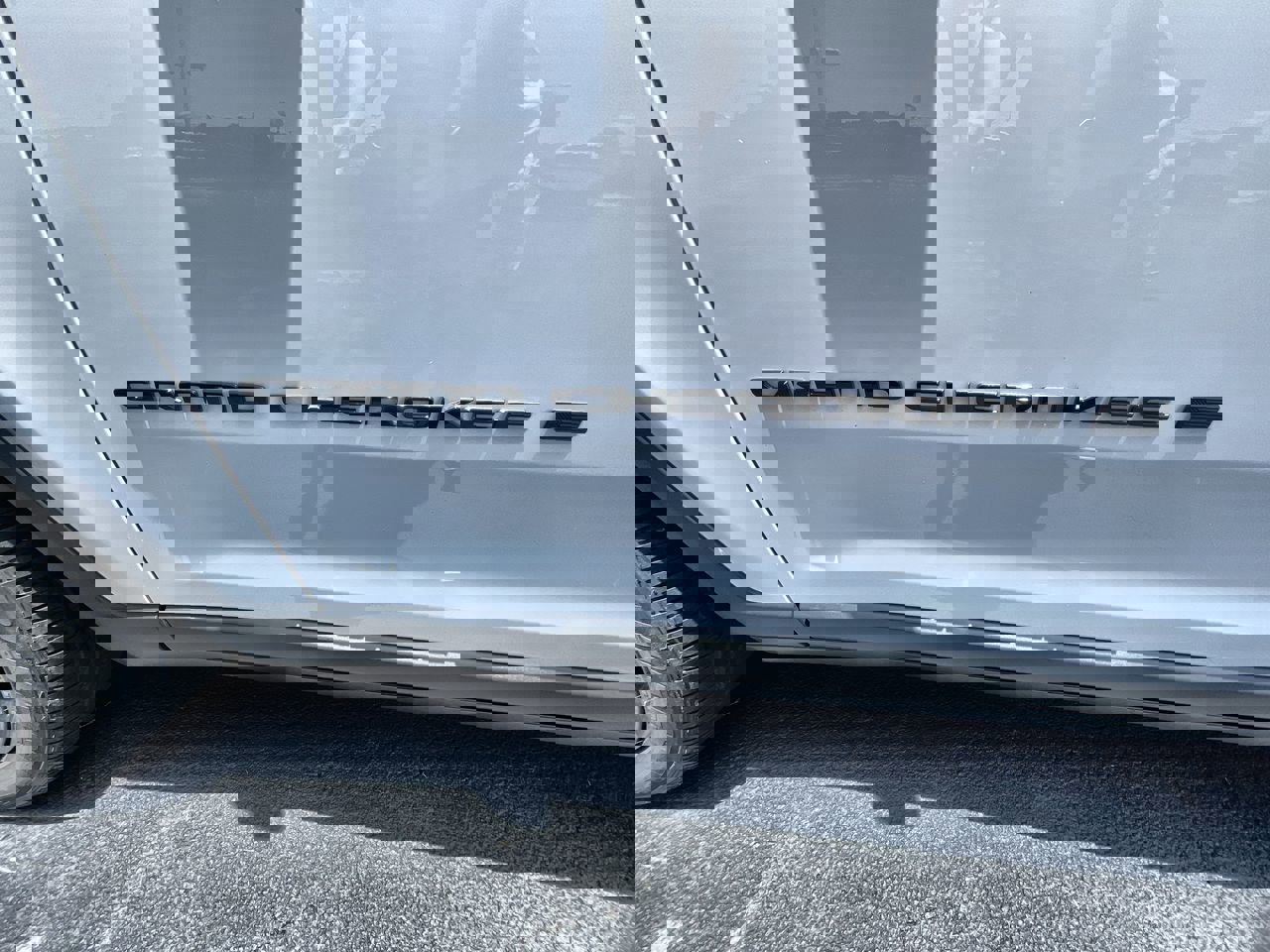 Used 2023 Jeep Grand Cherokee Altitude image 29