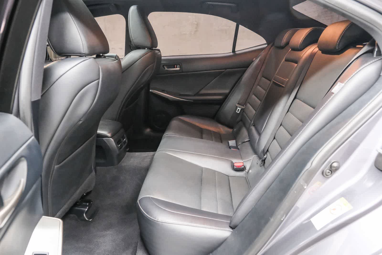 Used 2018 Lexus IS 300 F Sport AWD/4WD image 19