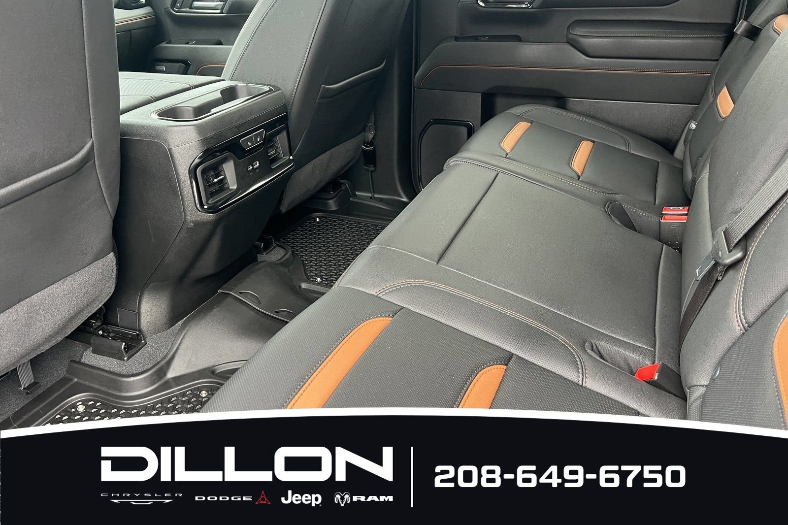 Used 2024 GMC Sierra 2500 AT4 w/ AT4 Premium Plus Package AWD/4WD image 15