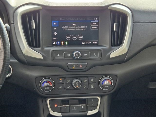 Used 2023 GMC Terrain SLE w/ Driver Convenience Package AWD/4WD image 17